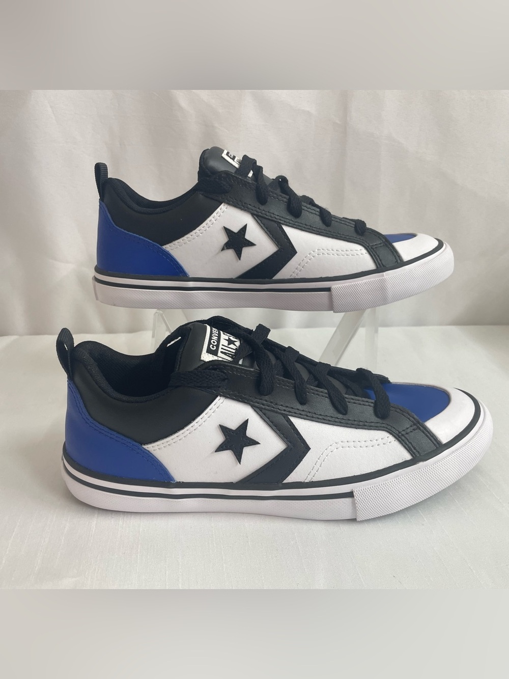 Converse Pro Blaze Kids Low Top Sneakers - White, Black, Blue Size US 4